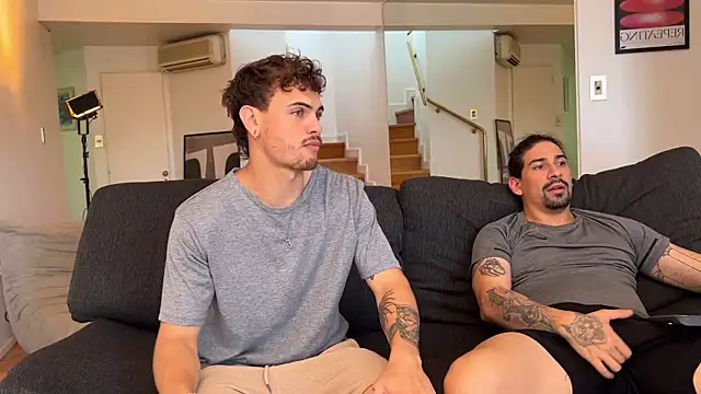 Snapshot of lenruy chatting on 12/14/25, 08:35 lenruy online show from 12/14/25, 08:35