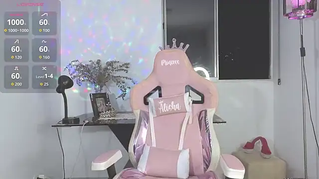 Snapshot of isabella_pearl_ chatting on 03/04/26, 02:17 isabella pearl online show from 03/04/26, 02:17