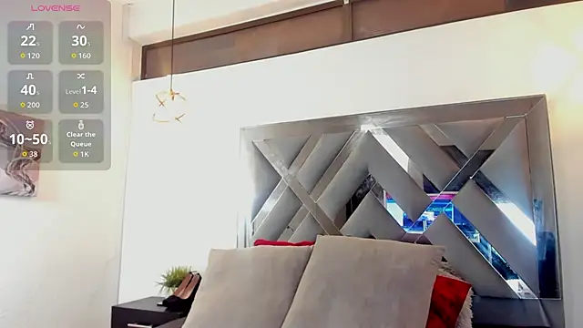 Candy Hott7 online show from 11/13/25, 08:30