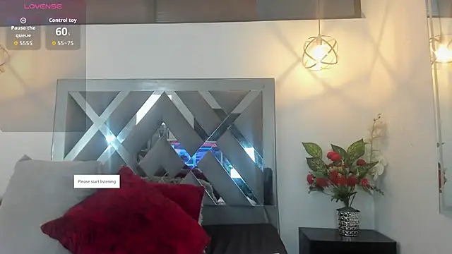 Candy Hott7 online show from 11/15/25, 08:49