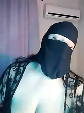 Snapshot of lilyan12 chatting on 12/03/25, 09:57 lilyan12 online show from 12/03/25, 09:57