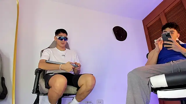 sotooliver3 online show from 09/09/25, 09:03