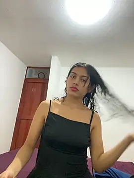 Snapshot of Nezuko-uWux chatting on 09/13/25, 01:05 Nezuko-uWux online show from 09/13/25, 01:05