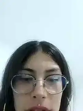 Snapshot of Kylie_Rivers chatting on 09/29/25, 12:27 Kylie Rivers online show from 09/29/25, 12:27