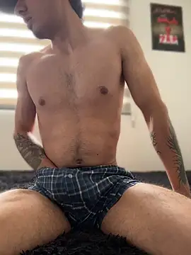 Juliopaspi online show from 05/11/26, 02:34