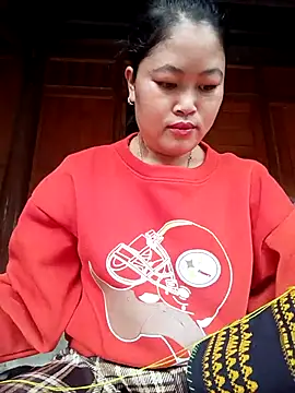 maycuc123 online show from 01/17/26, 01:32