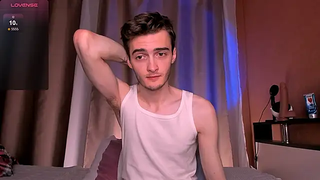 Snapshot of spider____man chatting on 10/14/25, 10:27 spider man online show from 10/14/25, 10:27