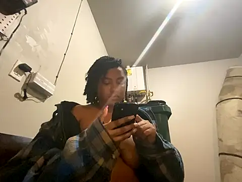 princesslivv online show from 11/23/25, 09:09