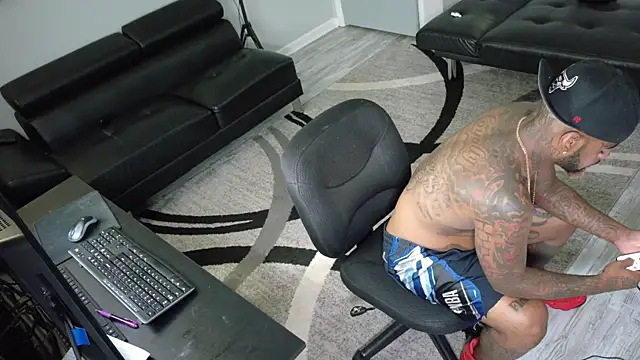 SLANGONDEMHOES online show from 09/15/25, 03:45