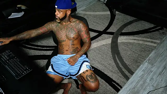 SLANGONDEMHOES online show from 10/03/25, 03:14