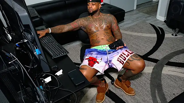 SLANGONDEMHOES online show from 02/13/26, 02:24