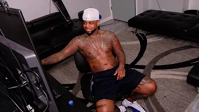 SLANGONDEMHOES online show from 03/28/26, 05:07