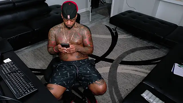 SLANGONDEMHOES online show from 04/15/26, 05:20