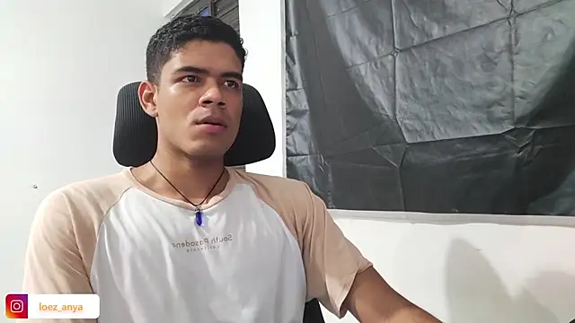 jonhsebastiann online show from 01/08/26, 04:15