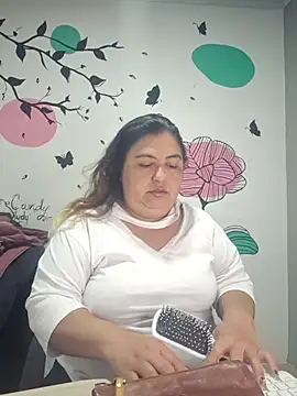 Snapshot of curvy_diva_ chatting on 10/02/25, 11:17 curvy diva online show from 10/02/25, 11:17