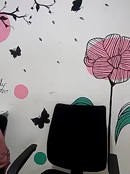 Snapshot of curvy_diva_ chatting on 10/04/25, 11:52 curvy diva online show from 10/04/25, 11:52