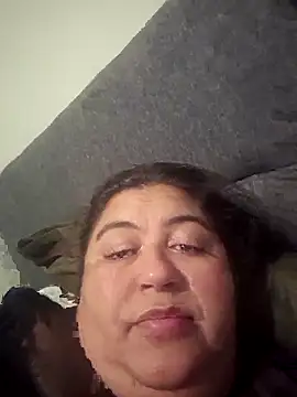 Snapshot of curvy_diva_ chatting on 10/23/25, 01:49 curvy diva online show from 10/23/25, 01:49