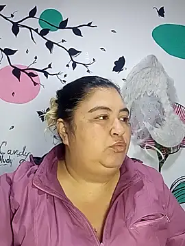 Snapshot of curvy_diva_ chatting on 11/04/25, 11:09 curvy diva online show from 11/04/25, 11:09