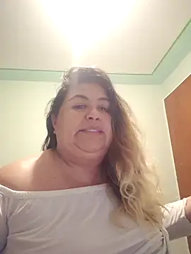 Snapshot of curvy_diva_ chatting on 11/27/25, 11:51 curvy diva online show from 11/27/25, 11:51