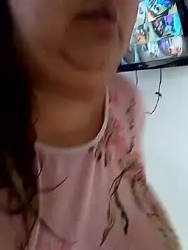 Snapshot of curvy_diva_ chatting on 11/29/25, 01:14 curvy diva online show from 11/29/25, 01:14