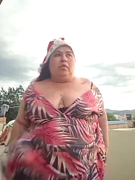 Snapshot of curvy_diva_ chatting on 12/21/25, 10:50 curvy diva online show from 12/21/25, 10:50