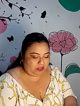 curvy diva  online show from 01/16/26, 10:19