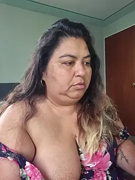 curvy diva  online show from 02/22/26, 01:20