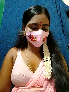 mini-queen online show from 09/08/25, 02:27