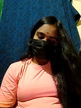 mini-queen online show from 10/05/25, 11:52