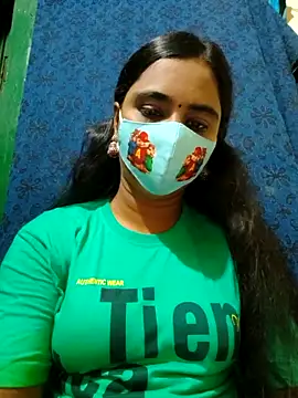 mini-queen online show from 10/14/25, 04:30