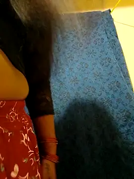 mini-queen online show from 03/19/26, 06:45