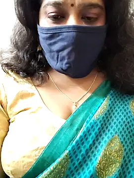 Snapshot of saritha29 chatting on 09/11/25, 05:35 saritha29 online show from 09/11/25, 05:35