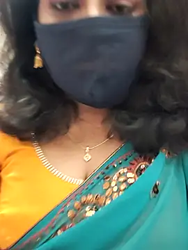 Snapshot of saritha29 chatting on 09/24/25, 05:05 saritha29 online show from 09/24/25, 05:05