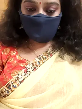 Snapshot of saritha29 chatting on 10/20/25, 11:10 saritha29 online show from 10/20/25, 11:10