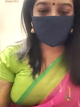 Snapshot of saritha29 chatting on 11/19/25, 05:35 saritha29 online show from 11/19/25, 05:35