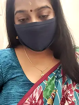 Snapshot of saritha29 chatting on 12/16/25, 05:34 saritha29 online show from 12/16/25, 05:34