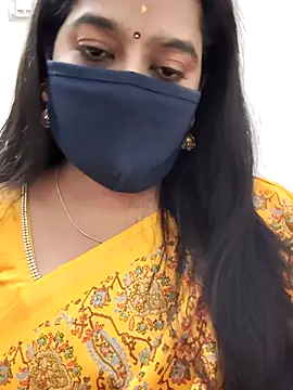 saritha29 online show from 04/17/26, 04:21