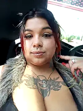 snow belle online show from 10/30/25, 07:14