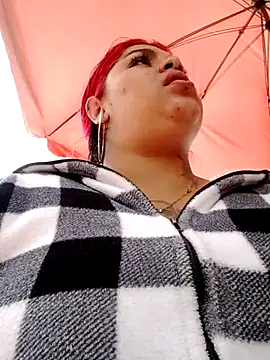 snow belle online show from 02/20/26, 01:55