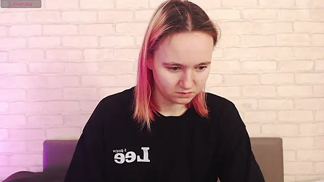 Ericha Stone online show from 01/10/26, 01:18