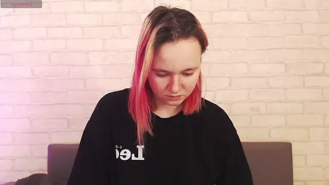 Ericha Stone online show from 01/18/26, 01:53