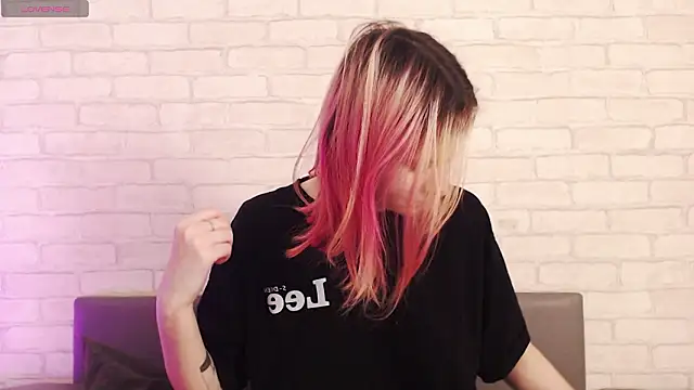 Ericha Stone online show from 02/03/26, 02:10