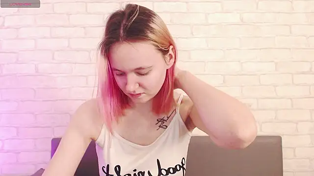 Ericha Stone online show from 02/06/26, 01:21