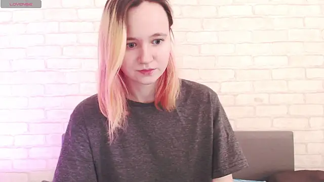 Ericha Stone online show from 03/31/26, 08:04