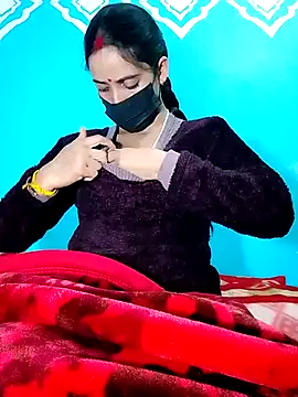 Snapshot of Pahadi_couple chatting on 11/25/25, 08:25 Pahadi couple online show from 11/25/25, 08:25