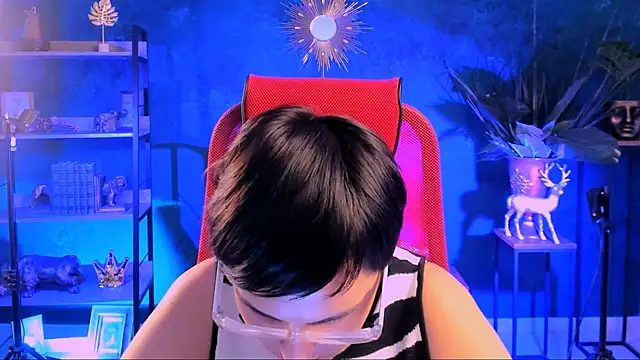 LauraDavidsons online show from 01/15/26, 05:38