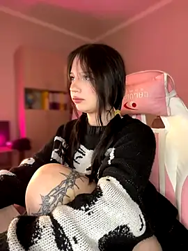 YourLittleDevil online show from 10/19/25, 05:30