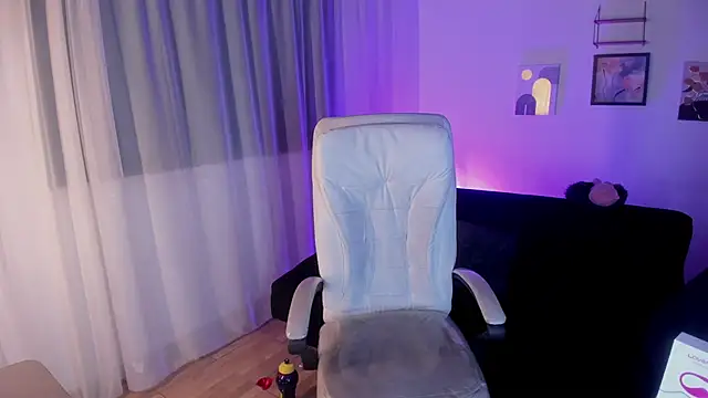 Snapshot of Angeel_of_lust chatting on 10/09/25, 04:32 Angeel of lust online show from 10/09/25, 04:32