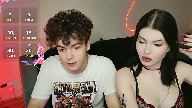 Snapshot of Alice18James chatting on 11/29/25, 04:21 Alice18James online show from 11/29/25, 04:21