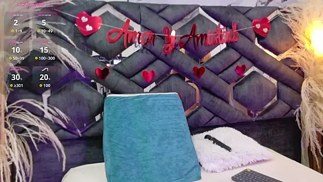 Madison 03 online show from 09/17/25, 04:58